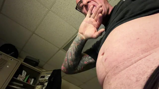 Cumshot with flying cum