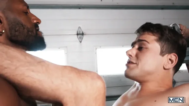 Men - Joey Mills Rides Braxton Cruzs Dick in a Wild Country Hookup with a Hot