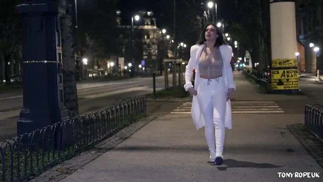 Tony Rope Meets- Lana Analise