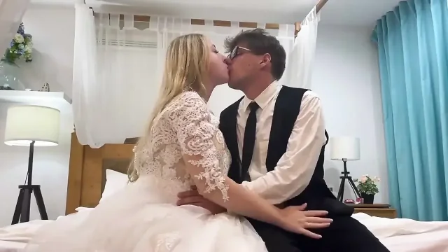 The Wedding Night Fucked the Bride