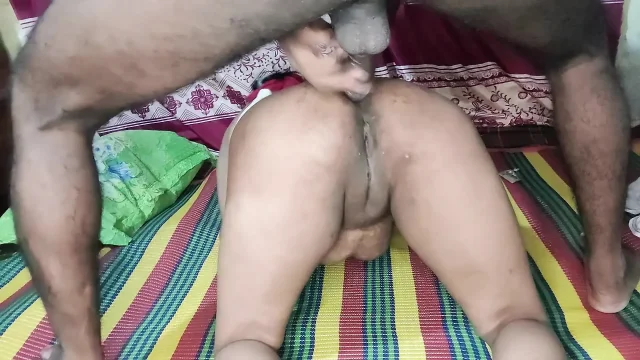 I fucked my desi bhabhi homemade real sex with desi bhabhi