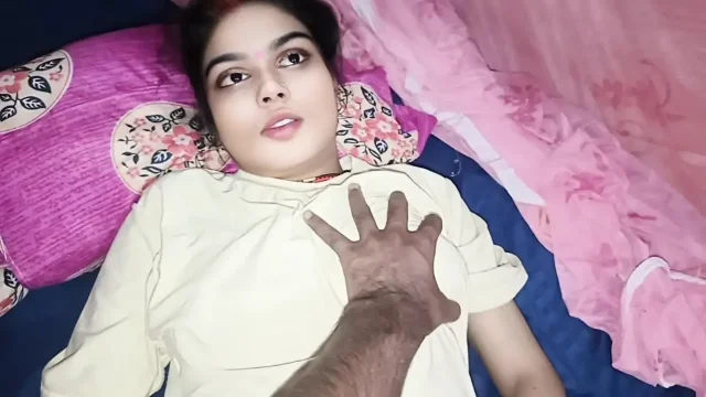Desi Indian girl Muslim girl sex video and desi beautiful Indian sex my wife is