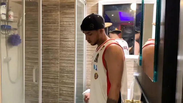 Str8 Big-cock Hunk Comes Over for a Shower and a Well Deserved Blowjob
