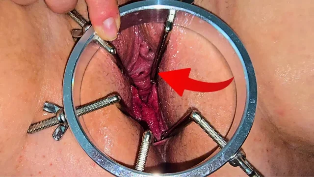 Cervix play and peehole fuck CLOSE UP