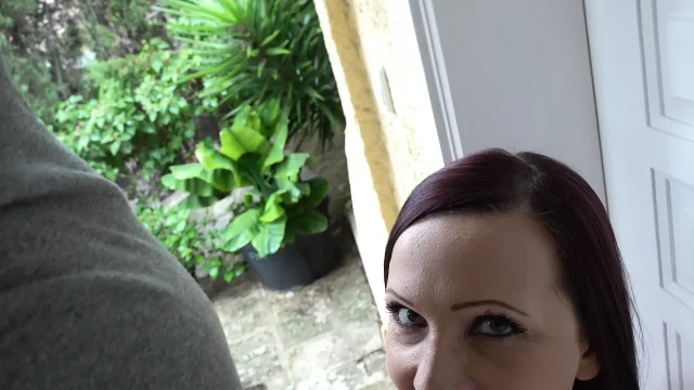 Super Curvy MILF Gets Every Drop of Cum in Her Mouth