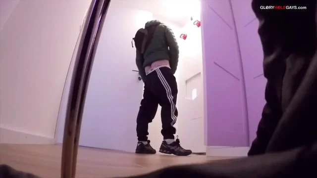 Twink Meets Thug - Things Get Wild at the Gloryhole