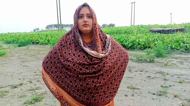 Hoktoml9Bangladesi village sister-in-law brought me a bag and got on top of me