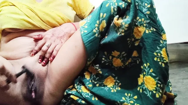Jiju viral Saali MMS Hairy pussy clean shave Indian desi girl pussy School giirl pussy Shaved desi girl ke chut ke Baal