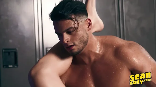 SEANCODY - Alex Rockham Leaves Michael Vente Out Of Breath After He Fucks Him