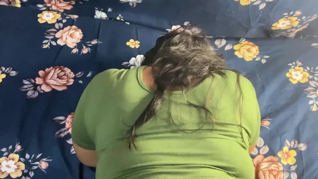 kiraya na de paaya to room malkin ne kaha chodo mujhe sab maaf hindi voice
