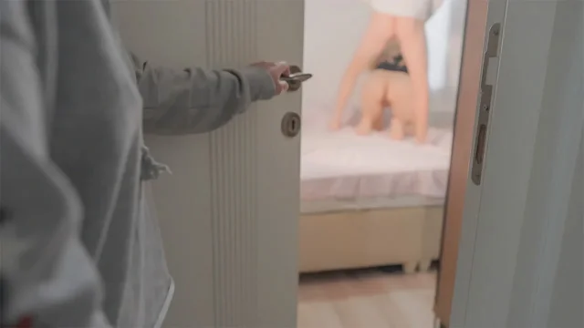 The stepdaughter sees her stepfather fucking with her stepmother