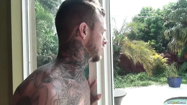 Addicted to Cum Slinging