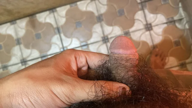 I masturbate in the hot afternoon