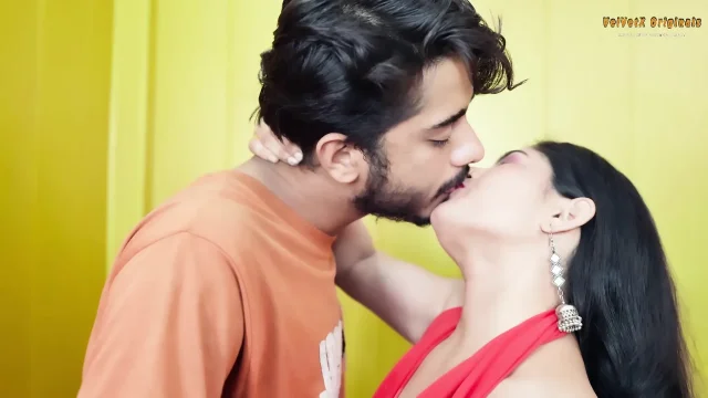 Super Sexy Guest Seduced Hotel Staff Had Full Nude Sex In Bathroom Indian 4K