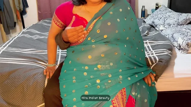 Best Erotic Muslim Saree Romance - Indian Bhabhi Pussy Licking Fingering with Loud Moaning