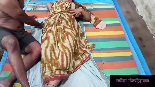 Step mom seduce by Stepson before going to bed
