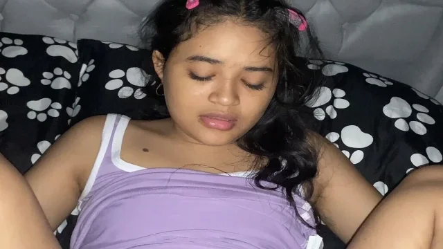 My Stepsister Realizes That I Masturbate Next to Her and I Can't Believe Her Reaction