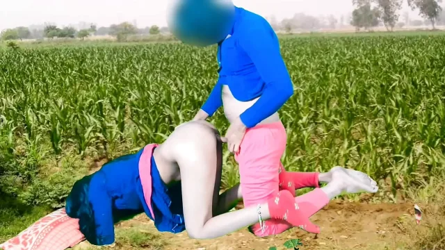 Gaon ki desi chudai Jungle Mein Mangal Village girl ki chudai outdoor jungle mein