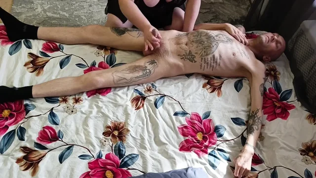 Mother in law Does Body Massage and Jerks off My Dick Before Cumming