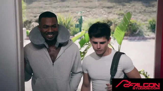 FALCON STUDIOS - Sean Xavier Barebacks Jock Seth Peterson Hard