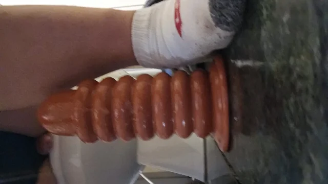 Huge 3inch ridges on this buttplug stretching asshole