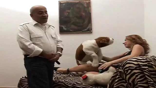 Papa cosa mi fai Sc 2 exciting kinky sex scene