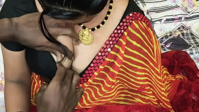 Sex bhabhi look saree fucking sucking boobs show bhabhi vs dever desi bhabhi