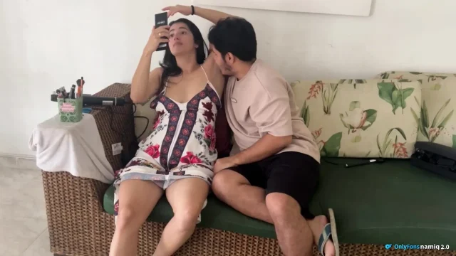 Cum my stepsister on the couch in the family home