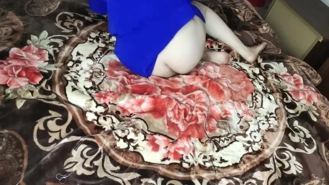 Moroccan Whore with a Gulf Woman - Sex Arab