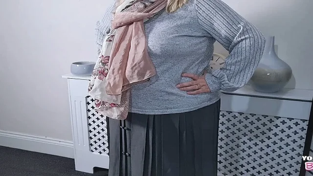 Moms Huge Boobs will make You CUM Hard - Mature BBW Milf Tits