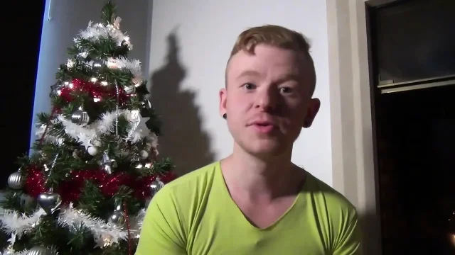 Metamorphosed as a goblin by Guillaume Wayne's big cock Santa's agent