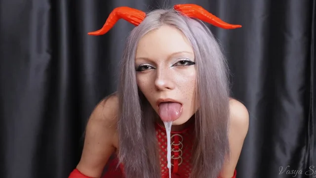 Succubus Sucks Liters of Sperm From a Dragon Dildo - Deep Throat