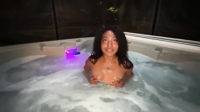 Cheerleader Ask by Stepdad Why She Ass Fucking Everyone at College Anal Hot Tub