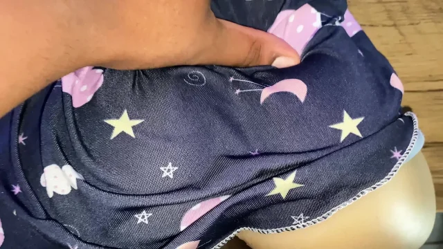Putting it hot in the pussy with desire