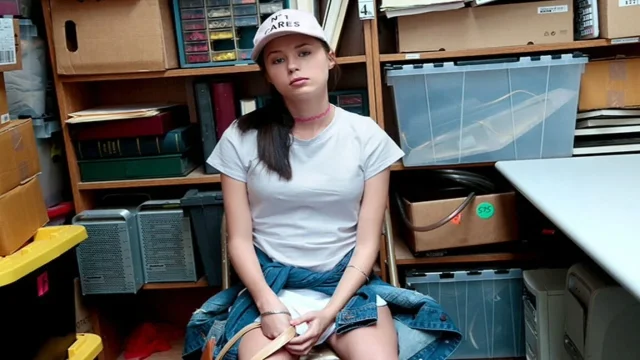 Naughty teen rammed by the store security guard