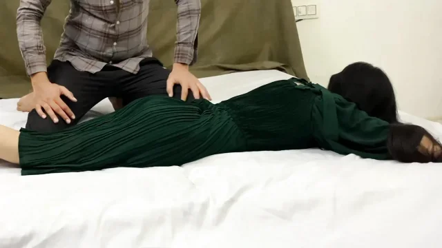 My younger step sister was alone in the room I also went to her room and fucked