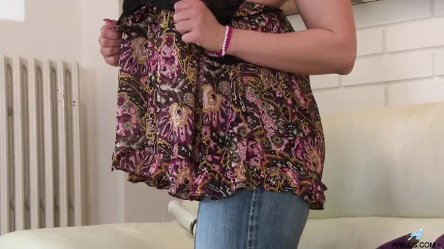 Naughty Housewife