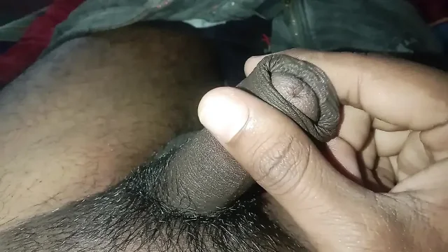 Desi local teen boy masturbation
