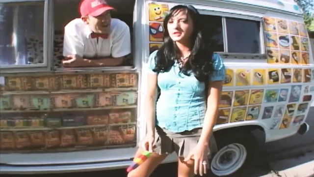 Sexy Ice Cream Scene-2hot Brunette Teen with a Big Ass Fucked by the Ice Cream Man
