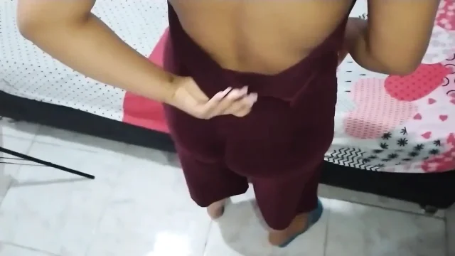 18 year old brunette big saggy tits from New York United States fucking her
