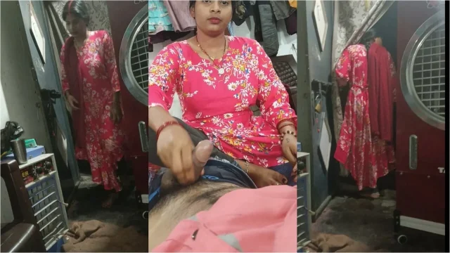 Bhabhi Devar Ke Ladn Ke Pani Nikali Hand Se Raat Ko Ghar Pe Akele Ake Hindi
