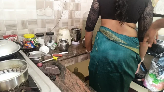 Housewife kitchen fucking