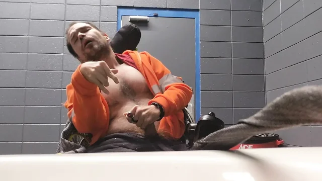 Kevy 69's One orgasm for the Road