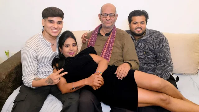 Indian Asian Desi Son and hi Girlfriend Sex Hardcore Four Some Three Some