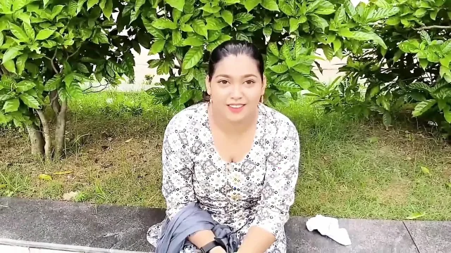 Indian College Girl agreed to have sex all night with Stranger in public park