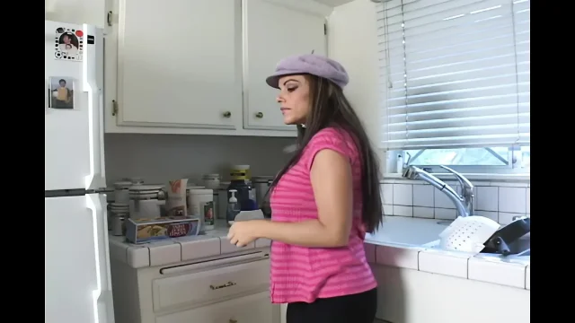 Victoria Valentina a Superior MILF to Bang Hard