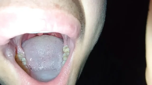 Tired stepdad fucked me in the mouth and let go in my mouth