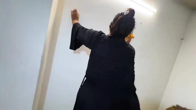 Fucking a Beautiful Muslim Hot Maid with big ass in Saudi Arabia - POV SEX