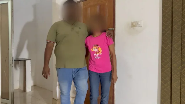 Sri Lanka chubby guy Sex with 46 Old Slim MILF in Hotel Room