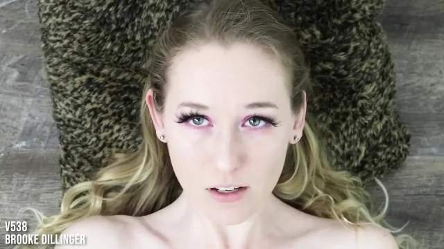 v538 beautiful agony intense orgasm face